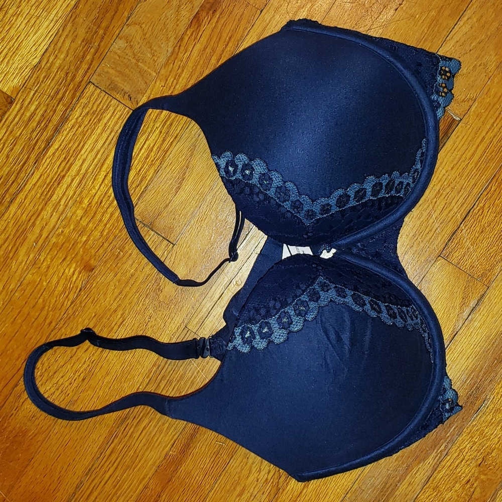 Victoria's Secrer Bra